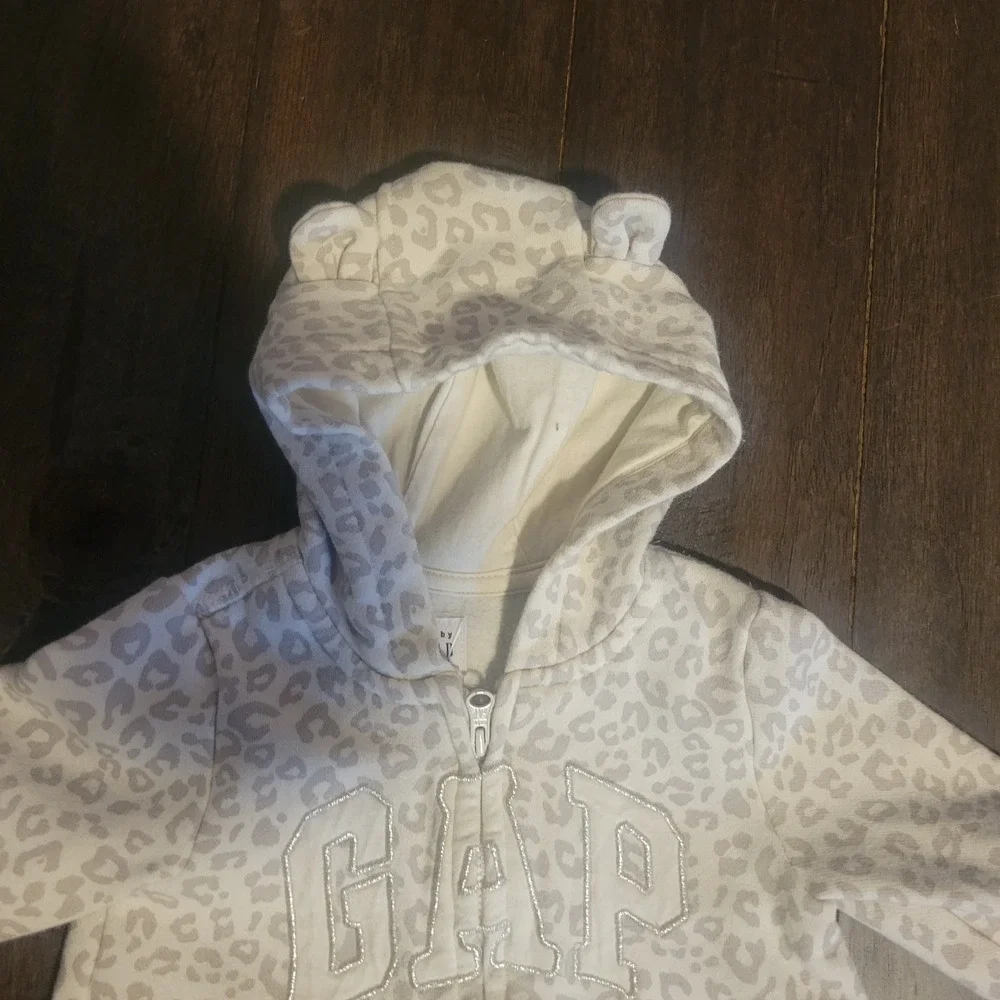 Baby Gap Leopard Hoodie One Piece 12-18 Months Ivory Cold Weather Zip Up